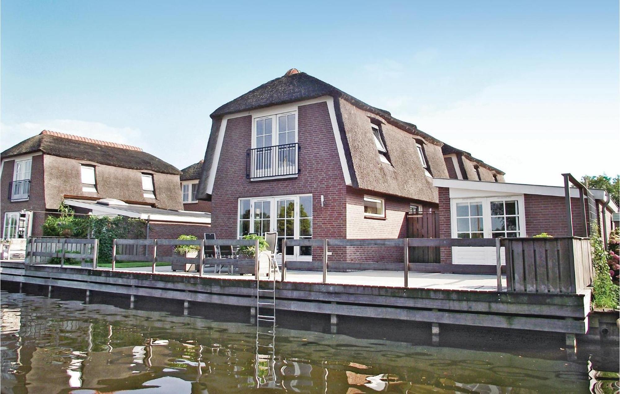 Beautiful Home In Breukelen With Wifi Екстериор снимка